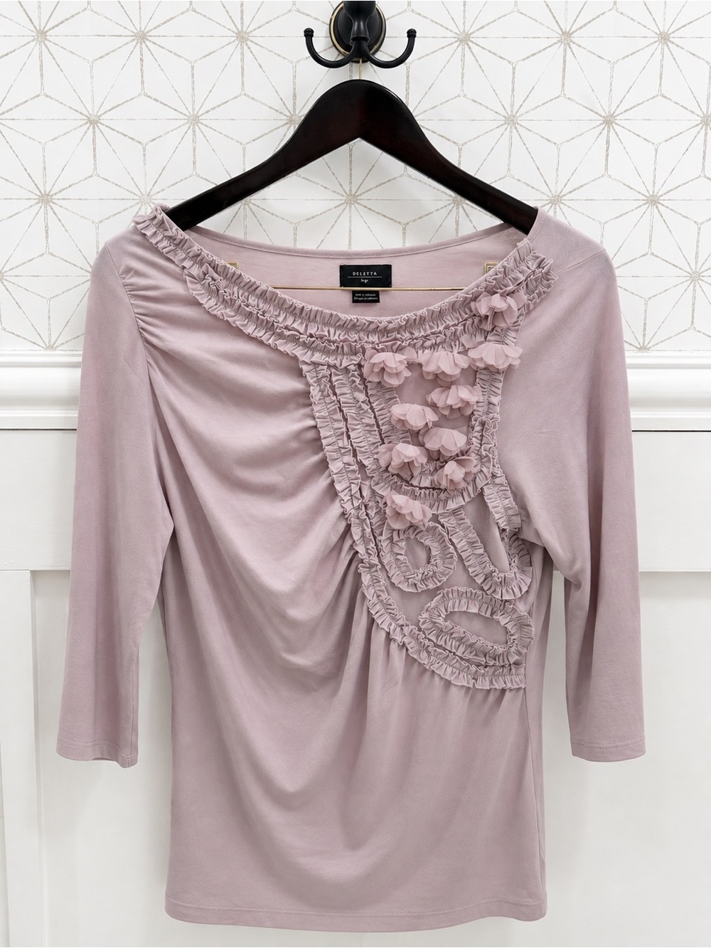 Anthropologie Deletta Dusty Mauve Floral Appliqué Ruched 3/4 Sleeve Size L
